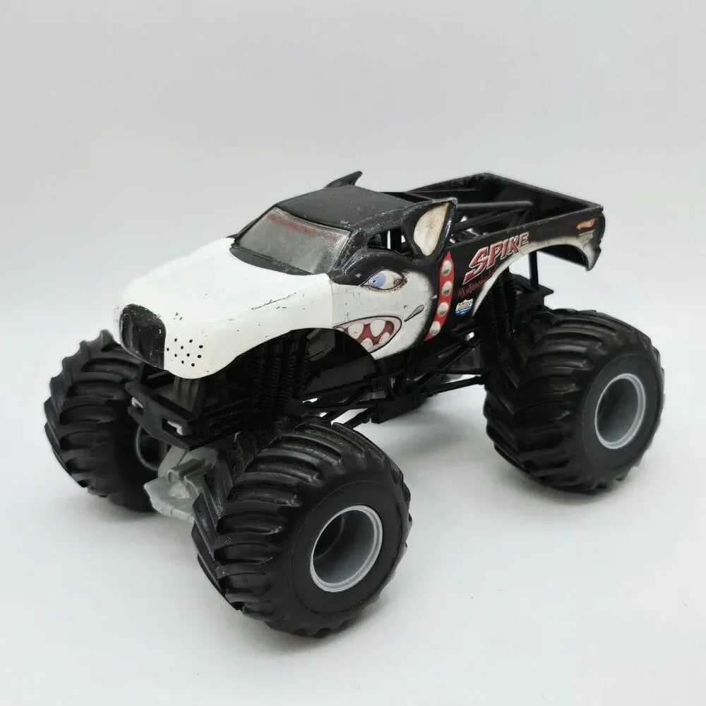 Monster Jam SPIKE Unleashed 1:24 Die Cast Truck